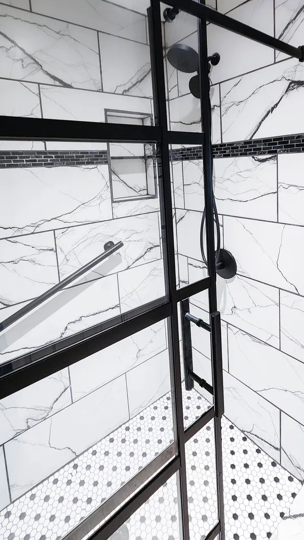 Rockwall Minimalist Bath view 1