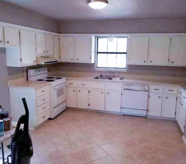 Campbell Kitchen view 1