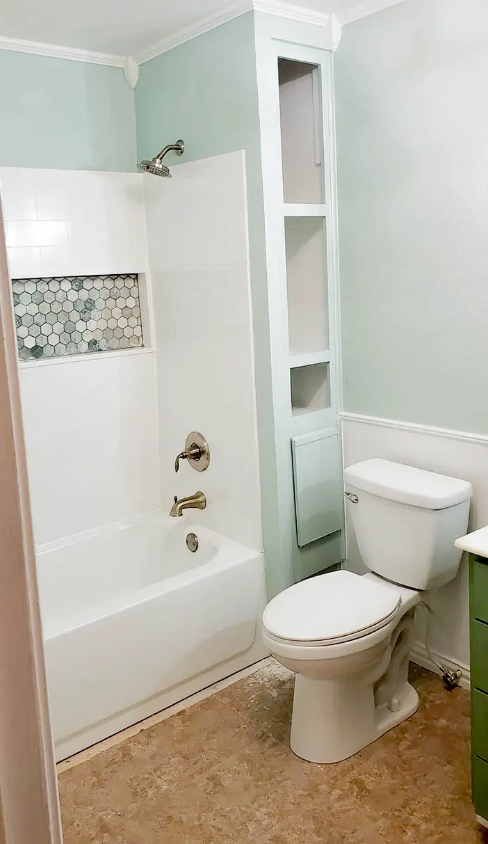 Greenville Bathroom linear drain and pebble floor detail