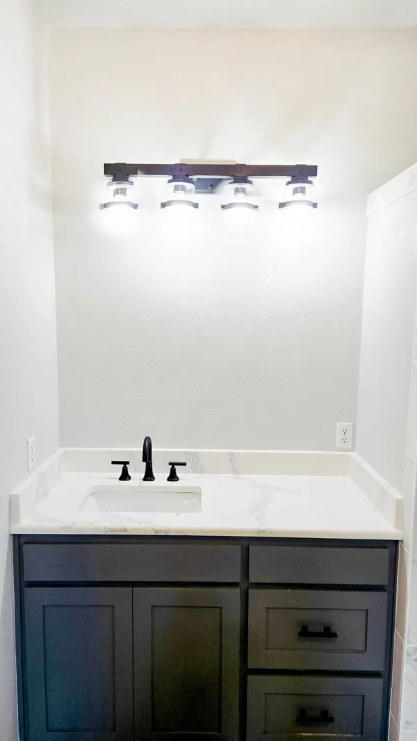 Greenville Premium Master Bath view 1
