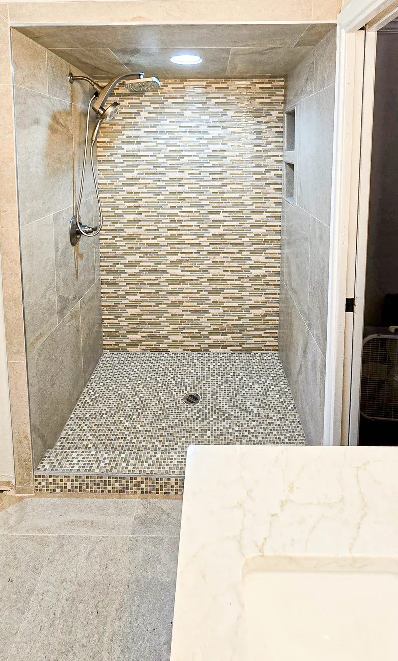 Tile shower room detail