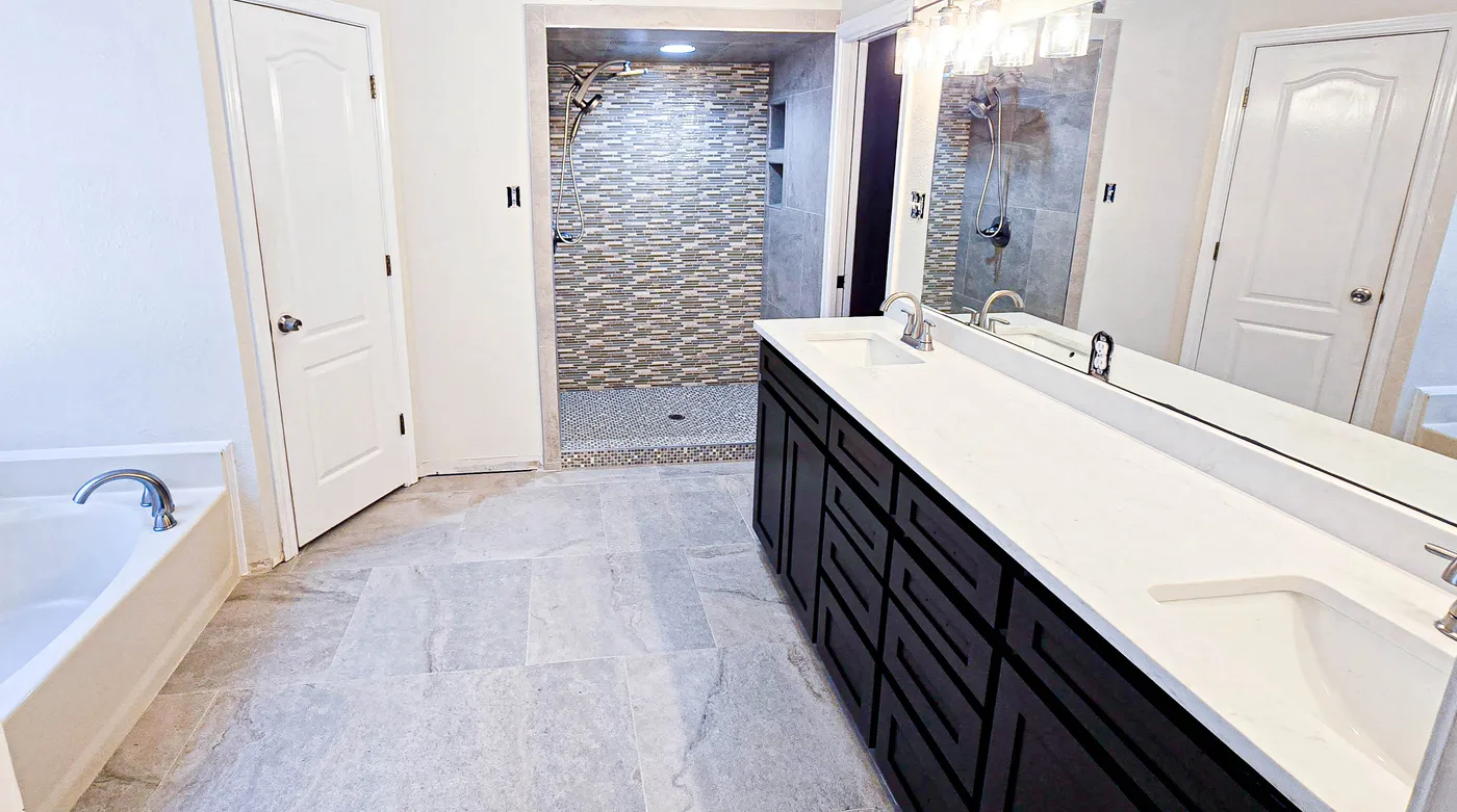 Old Mill Road Master Bath Featured View