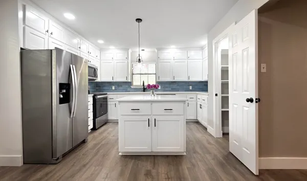 Campbell Kitchen view 2