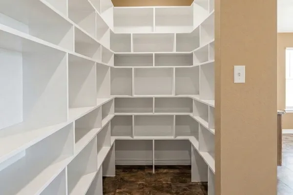 Roger England Custom CUSTOM SHELVING Project